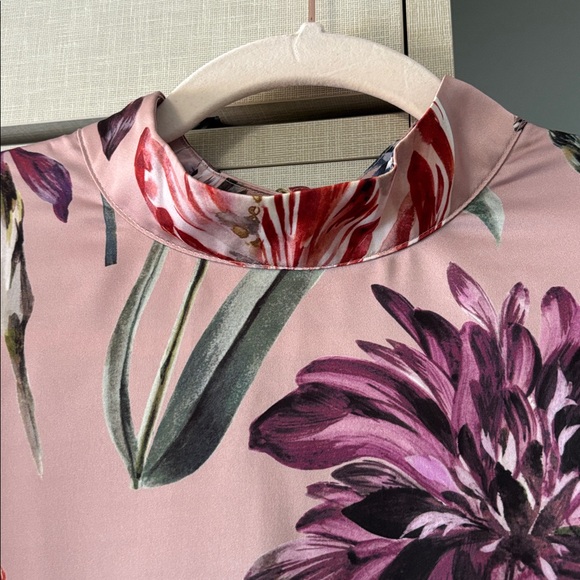 JCrew size M drapey mock neck blouse - Picture 4 of 6